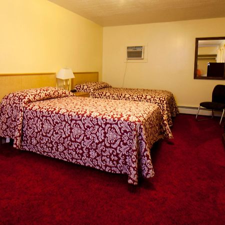 Charlie'S Motel Frostburg Eksteriør billede