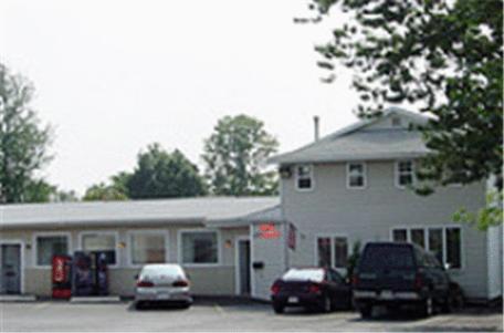 Charlie'S Motel Frostburg Eksteriør billede